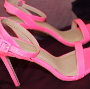 Olivia idols heeled sandals